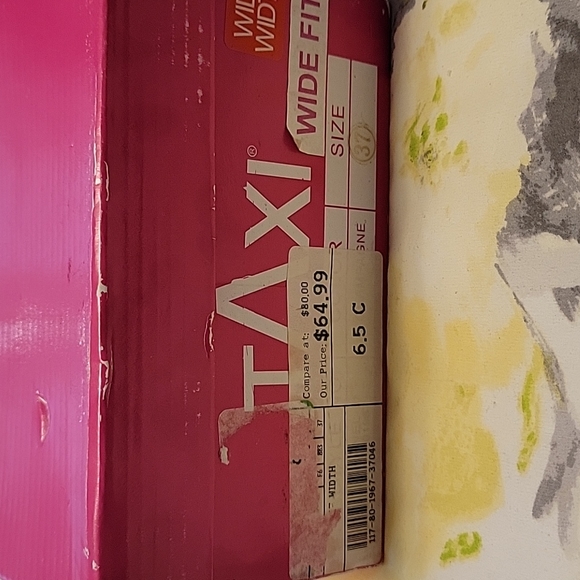 Low Dressy Heel - Picture 2 of 2